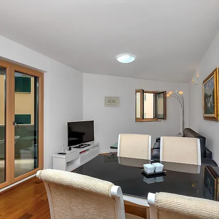 Beach Bilich Apartmán